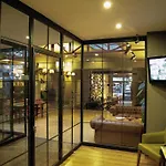Akin Aparthotel 4*