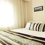 Akin Aparthotel