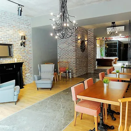 מלון דירות Akin 4*