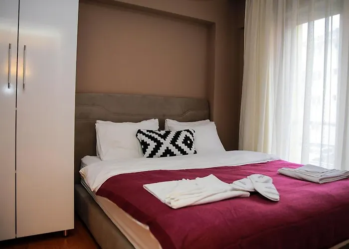 Akin Aparthotel 4*
