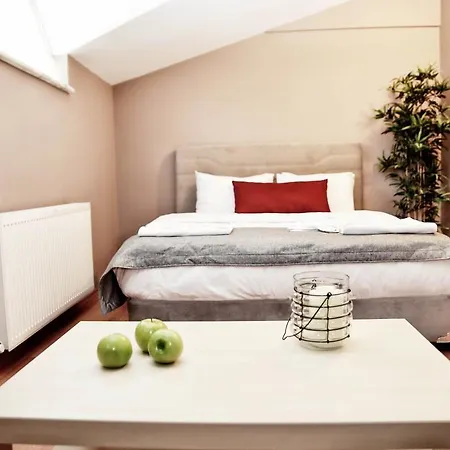 Akin Hotel apartamentowy 4*