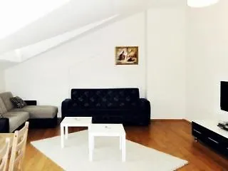 Hotel apartamentowy Akin